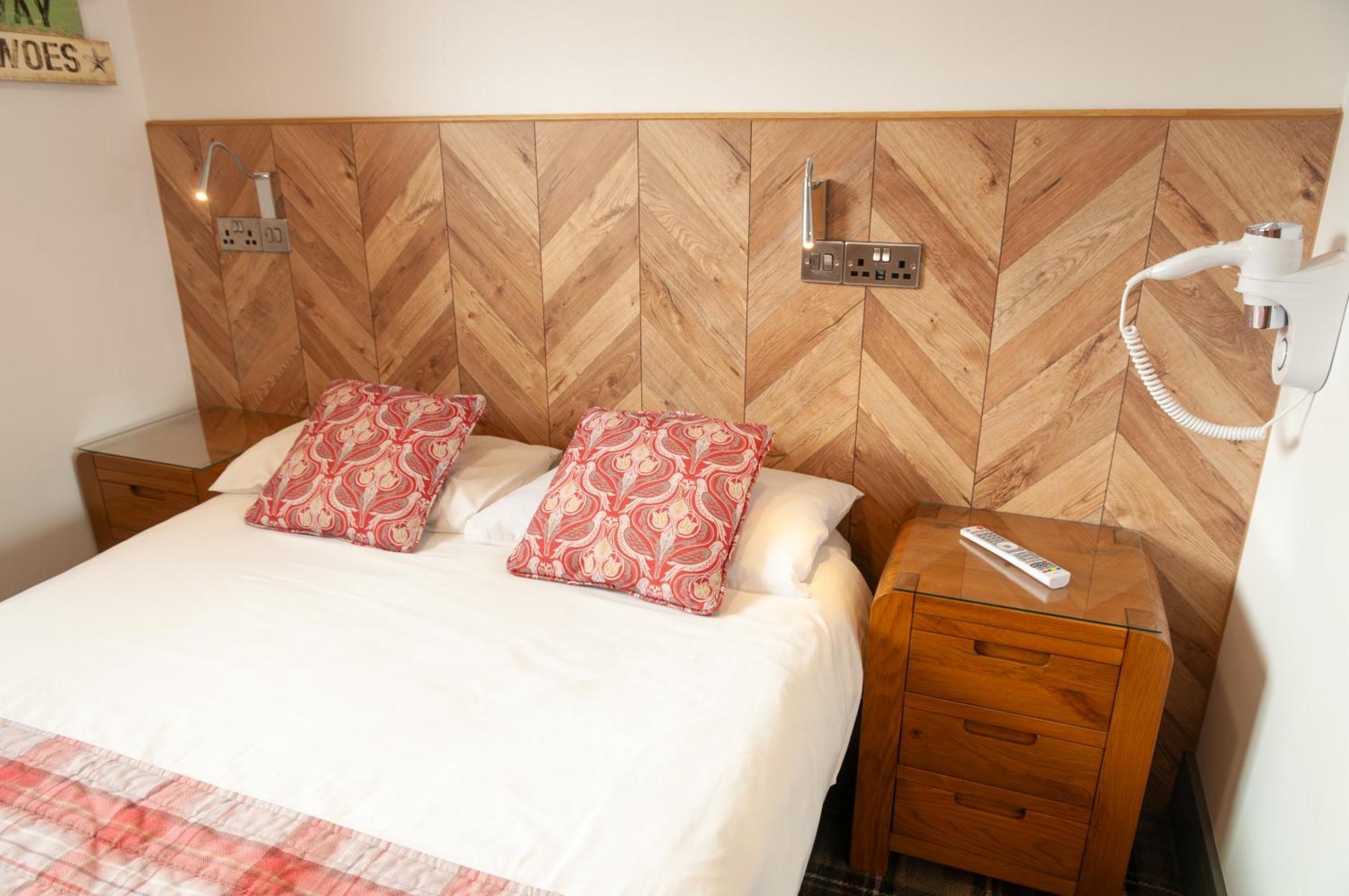 Claxton 3* Redcar