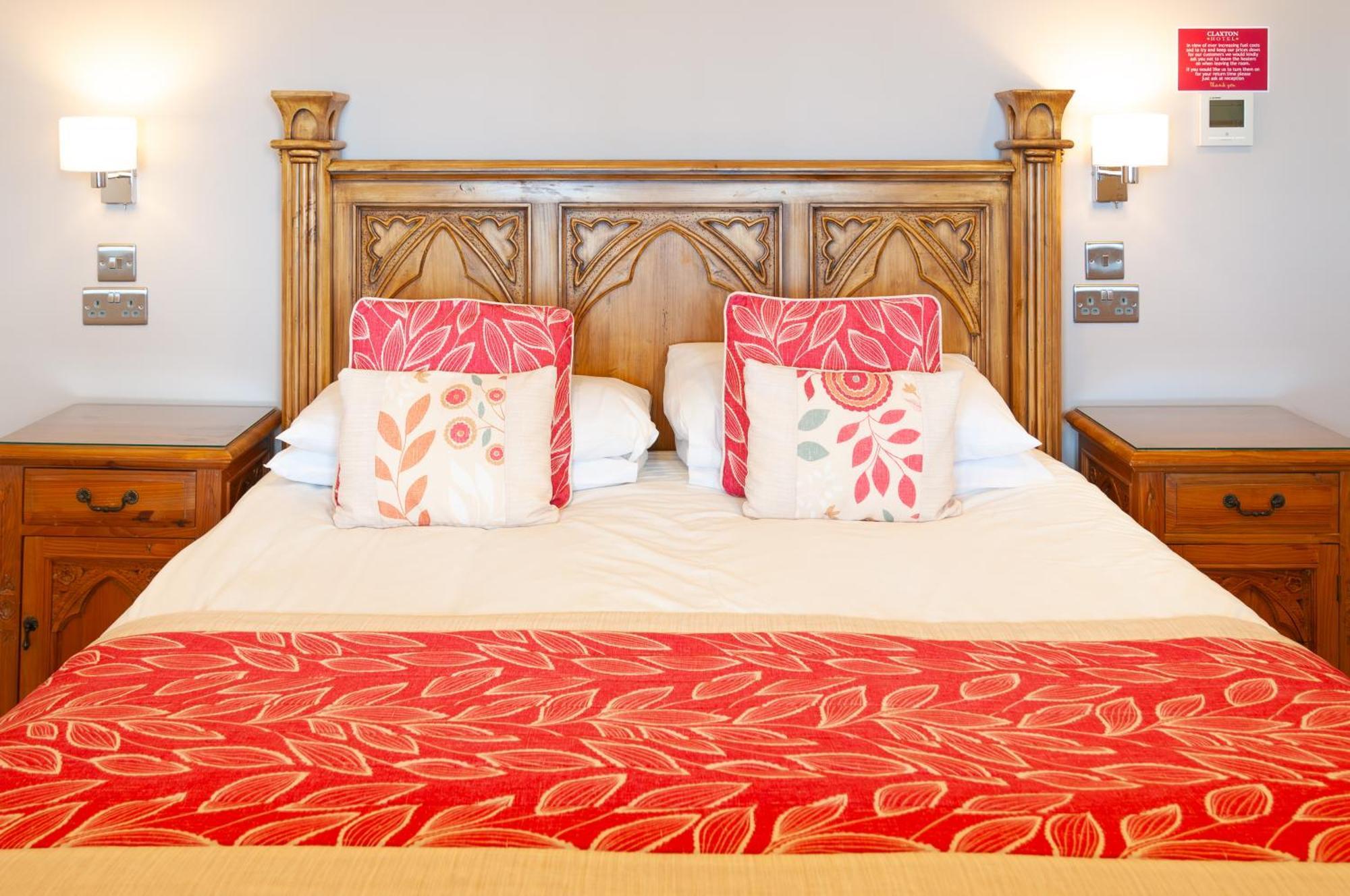 Claxton Hotel