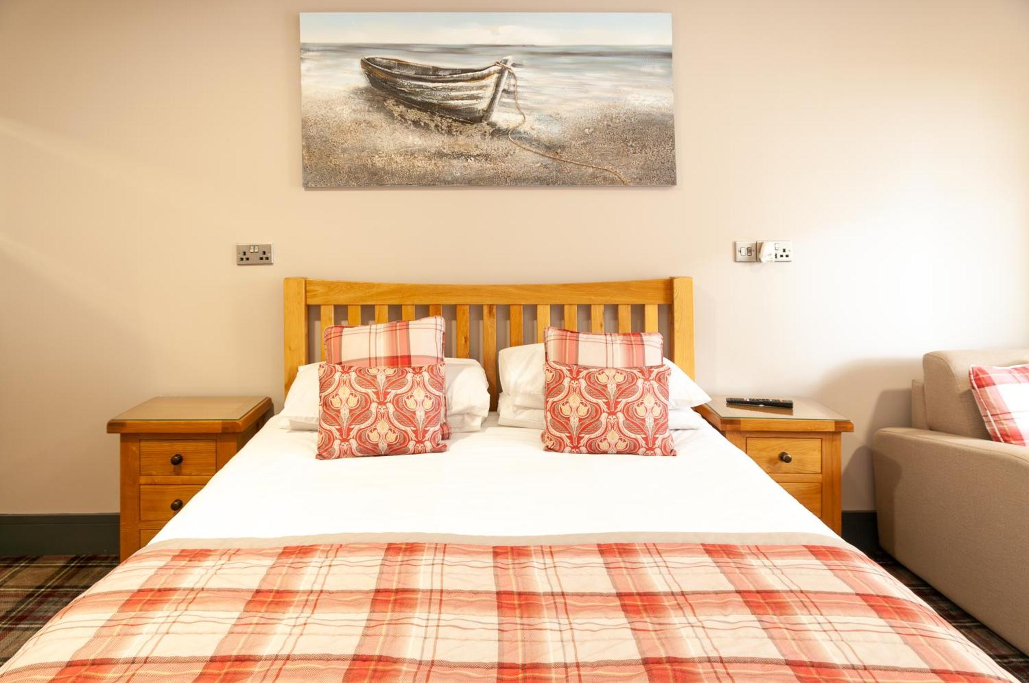 Claxton 3* Redcar